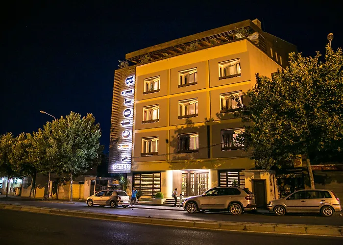  Victoria Tirana